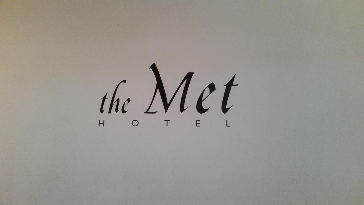 The Met Hotel New Westminster Exterior photo